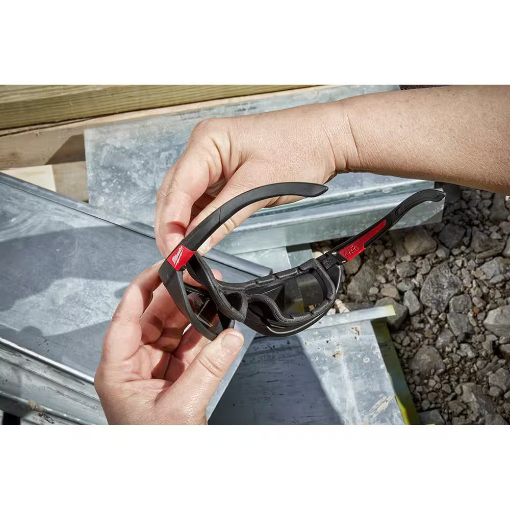 M18 FUEL Brushless Cordless 21 In. Walk behind Dual Battery Self-Propelled Mower W/(2)12Ah Batteries & Polarized Glasses